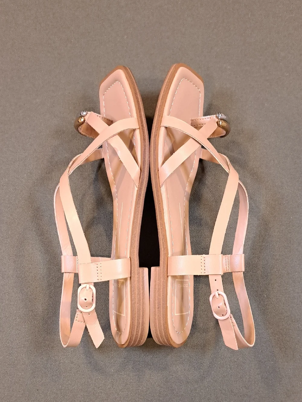 Dolce Vita Ishan Sandal - Color: Tan - Size: 7 - Picture 7 of 9
